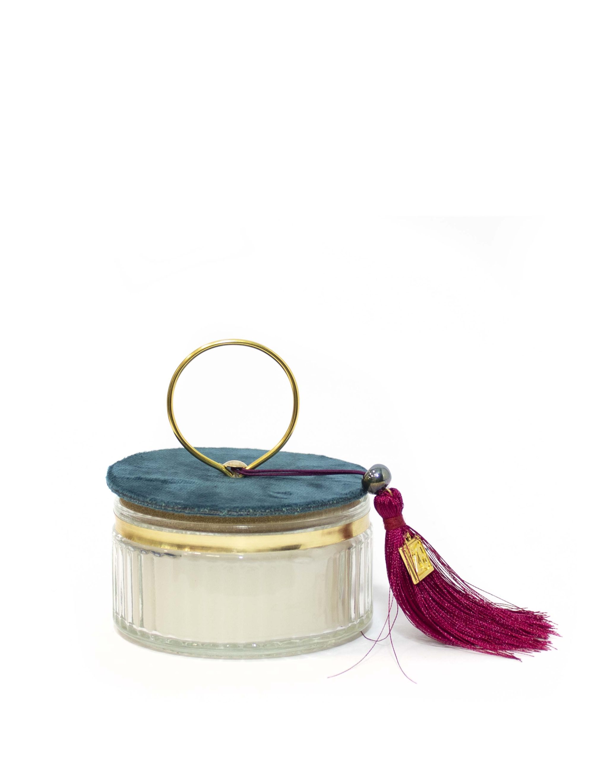 γουρι κερι σε βάζο